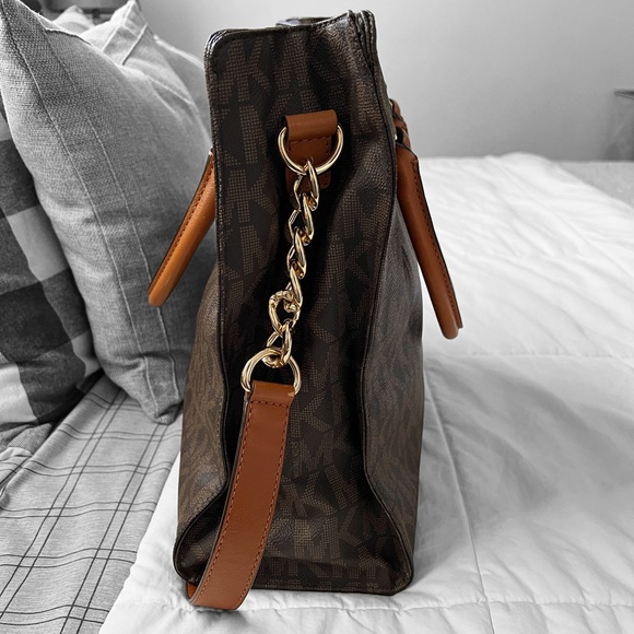 Michael Kors MK Signature PVC Hamilton Large Satchel Tote - Picture 7 of 15